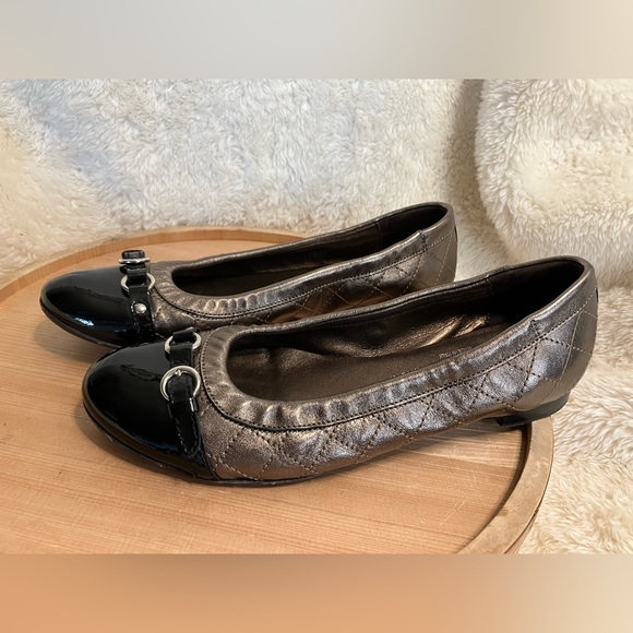 AGL Monika Cap Toe Ballet Flats Copper & Patent Leather Buckle Accent Sz 38/Us 8 - Picture 1 of 13